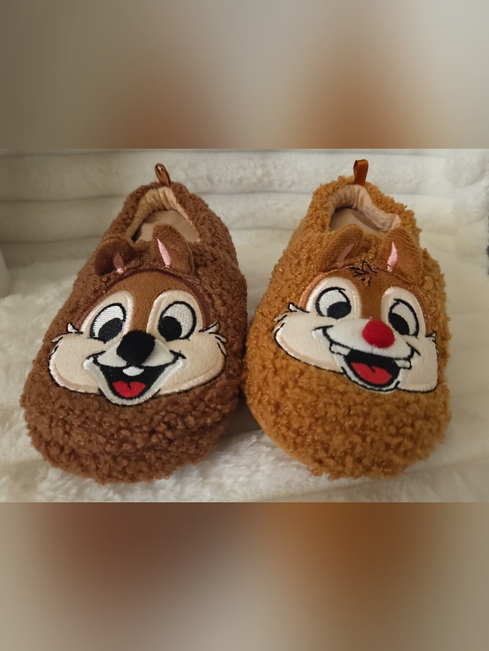 NWOT - H&M Kids Plush Chip And Dale Slippers
